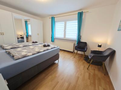 Schlafzimmer 2 mit Sitzecke